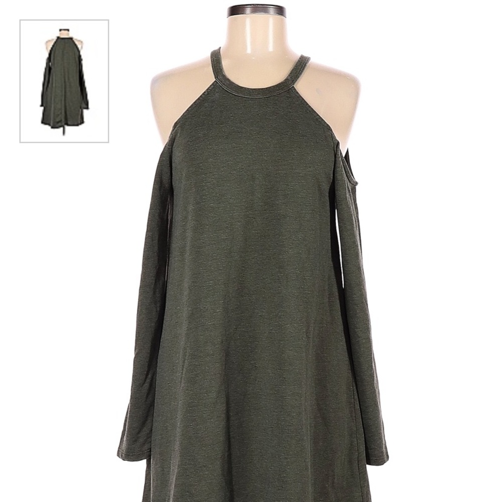 Dark green cold shoulder dress in M.